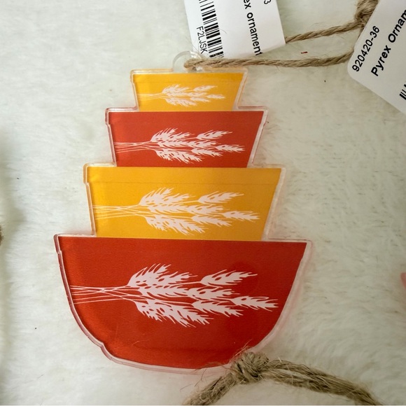 Pyrex Bowl Acrylic Ornament 6 Piece Set Christmas Vintage Gift Multiple Colors - Picture 3 of 8